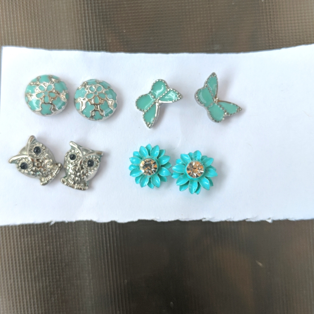 Kids earrings, four pairs